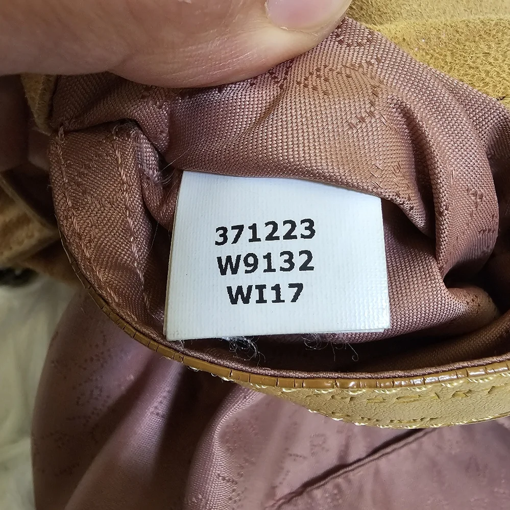 🎉🎁🎉HOST PICK🎉🎁🎉 STELLA MCCARTNEY Falabella Shaggy Deer Tiny Tote Bag - Picture 9 of 17